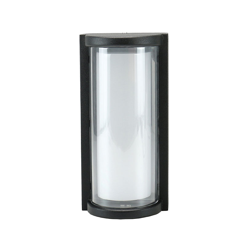 Outdoor Semi-Cylindrical Wall Light