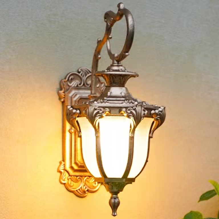 Decoration Waterproof Porch Antique Bronze Outdoor Wall Light