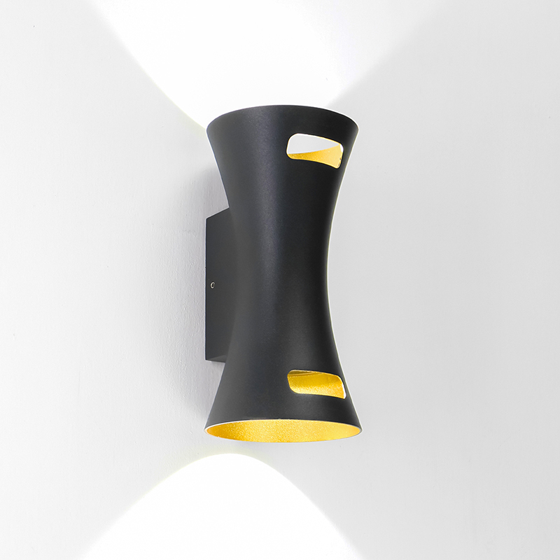 Waterproof Ip65 Led Modern Outdoor Wall Lamp