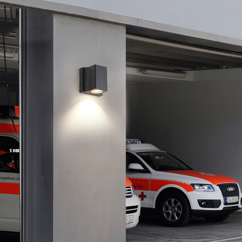 Exterior Wall Mounted Up Lights